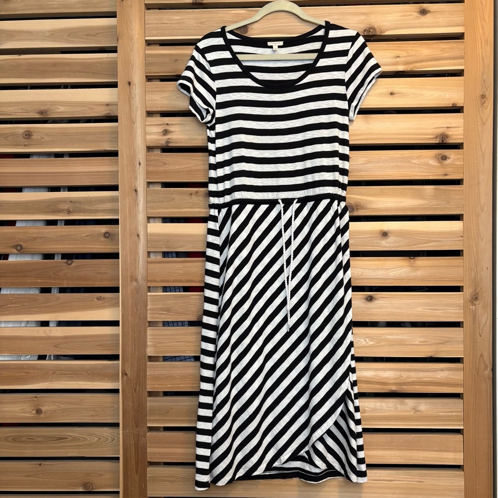 Talbots Black and White Asymmetrical Midi Sundress